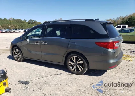2018 Honda Odyssey Elite z USA, uszkodzony, nr VIN 5FNRL6H97JB006627